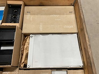 Partij installatiemateriaal - afbeelding 9 van  9