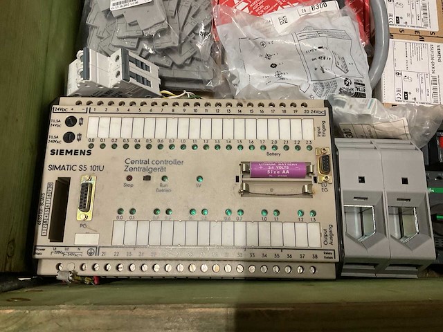 Partij installatiemateriaal - afbeelding 8 van  13