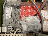 Partij installatiemateriaal - afbeelding 9 van  13