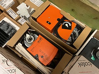 Partij installatiemateriaal - afbeelding 13 van  13