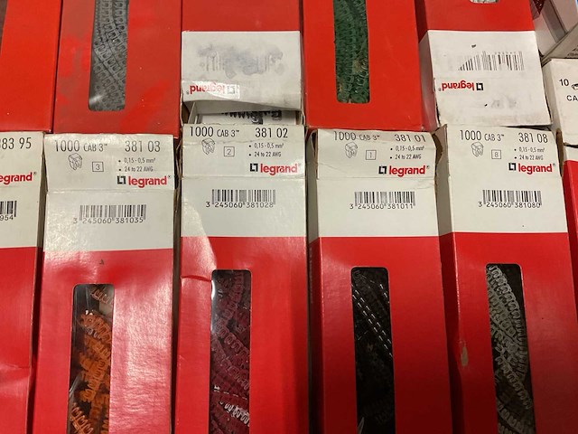 Partij installatiemateriaal - afbeelding 9 van  9