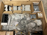 Partij installatiemateriaal - afbeelding 3 van  8