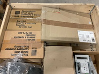 Partij installatiemateriaal - afbeelding 4 van  4
