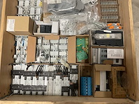 Partij installatiemateriaal - afbeelding 2 van  9