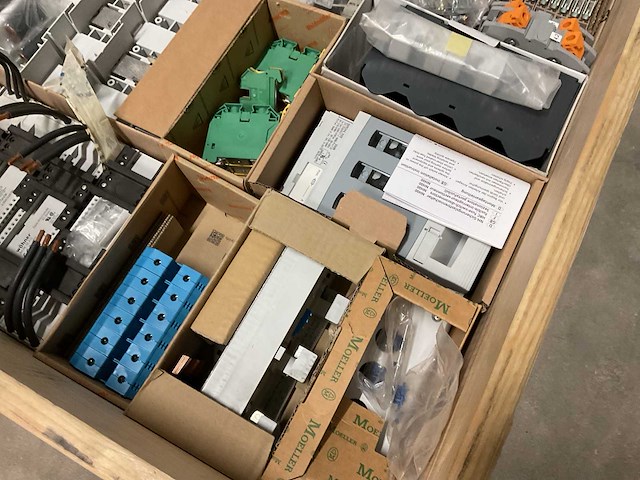 Partij installatiemateriaal - afbeelding 5 van  9