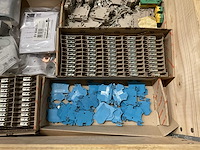 Partij installatiemateriaal - afbeelding 9 van  9