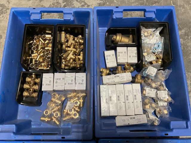 Partij installatiemateriaal - afbeelding 3 van  7