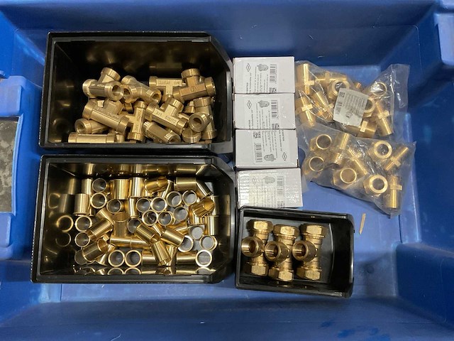 Partij installatiemateriaal - afbeelding 6 van  7