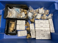 Partij installatiemateriaal - afbeelding 7 van  7