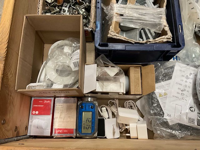 Partij installatiemateriaal - afbeelding 5 van  10