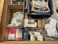 Partij installatiemateriaal - afbeelding 5 van  10