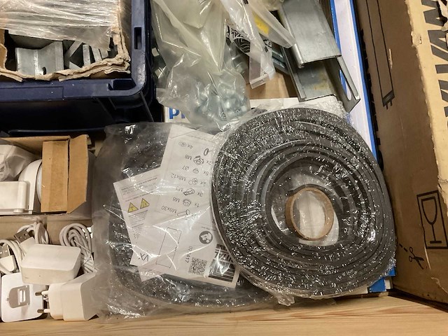 Partij installatiemateriaal - afbeelding 6 van  10