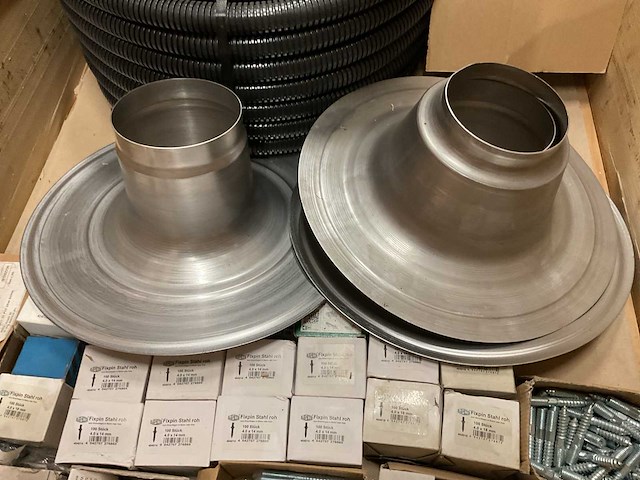 Partij installatiemateriaal - afbeelding 5 van  8