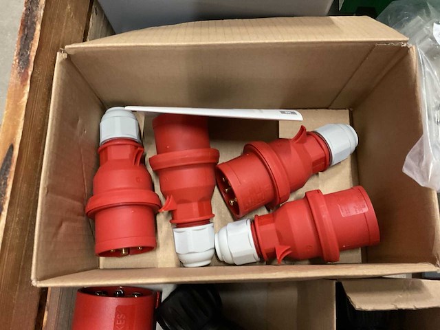 Partij installatiemateriaal - afbeelding 5 van  7