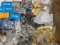 Partij installatiemateriaal - afbeelding 8 van  11