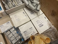 Partij installatiemateriaal - afbeelding 11 van  11