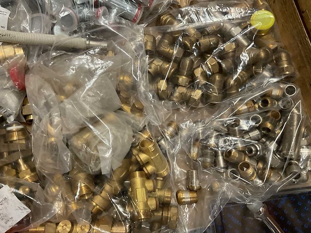 Partij installatiemateriaal - afbeelding 7 van  10