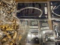 Partij installatiemateriaal - afbeelding 10 van  10