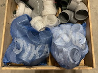 Partij installatiemateriaal - afbeelding 2 van  3