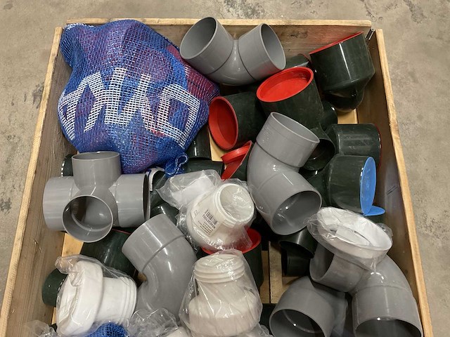 Partij installatiemateriaal - afbeelding 3 van  3