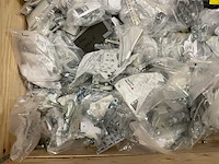 Partij installatiemateriaal - afbeelding 4 van  9