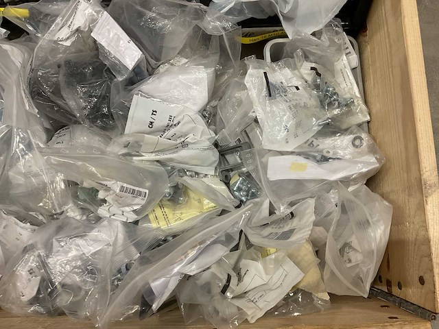 Partij installatiemateriaal - afbeelding 7 van  9