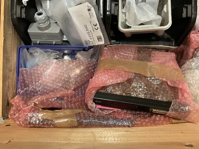 Partij installatiemateriaal - afbeelding 6 van  11