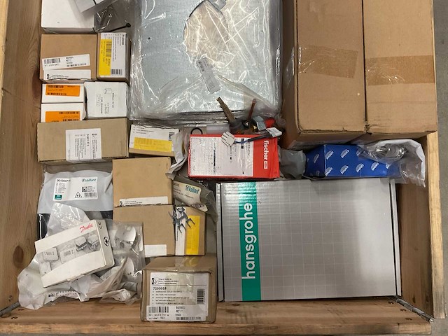 Partij installatiemateriaal - afbeelding 3 van  9