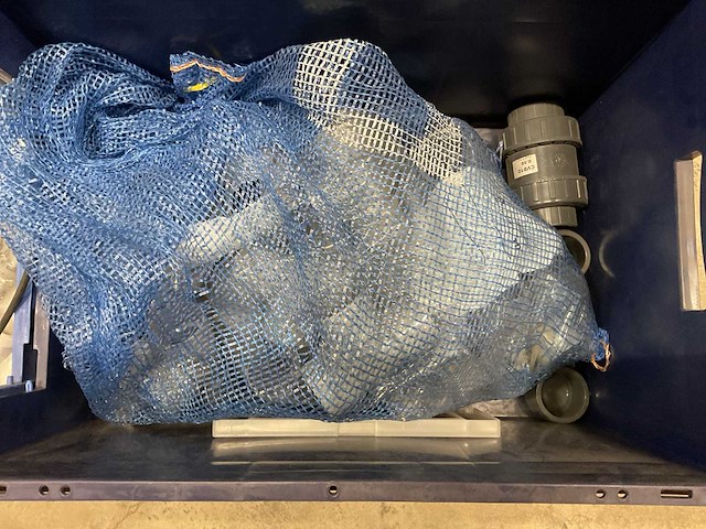 Partij installatiemateriaal - afbeelding 4 van  7