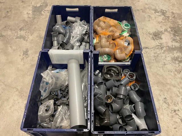 Partij installatiemateriaal - afbeelding 1 van  7