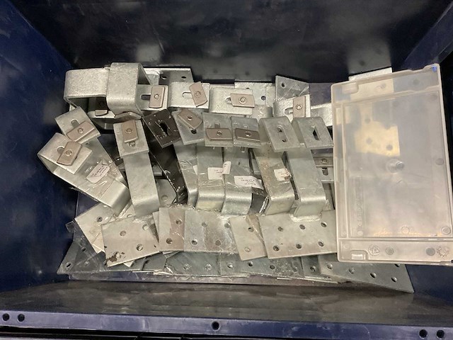 Partij installatiemateriaal - afbeelding 7 van  7