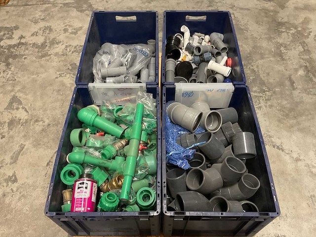Partij installatiemateriaal - afbeelding 1 van  7