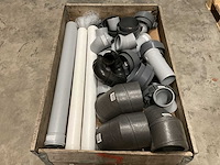 Partij installatiemateriaal - afbeelding 1 van  3