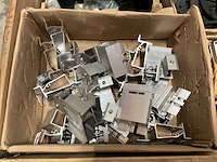 Partij installatiemateriaal - afbeelding 4 van  9