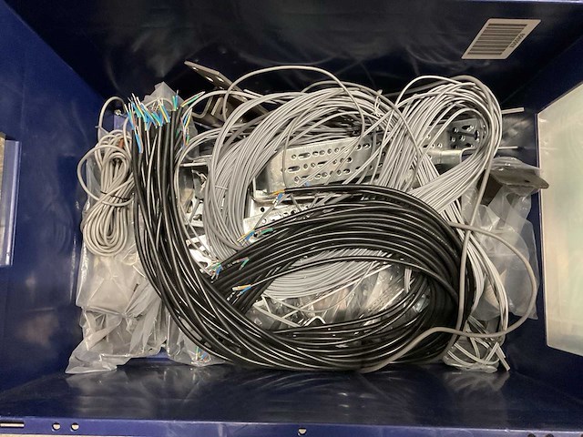 Partij installatiemateriaal - afbeelding 6 van  7