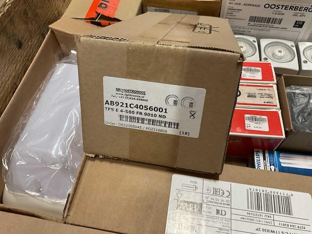 Partij installatiemateriaal - afbeelding 6 van  8