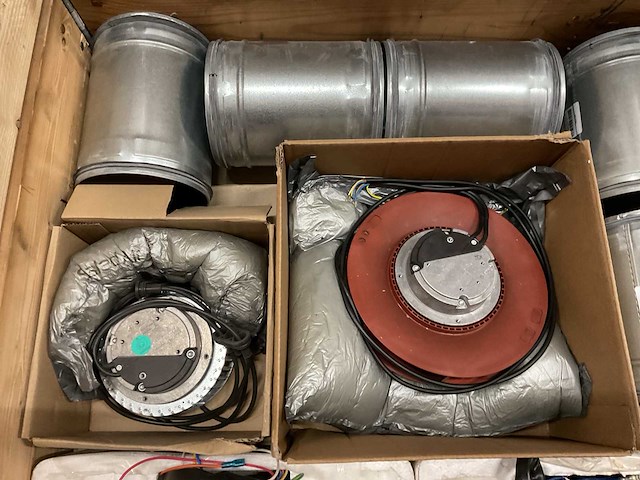 Partij installatiemateriaal - afbeelding 5 van  9