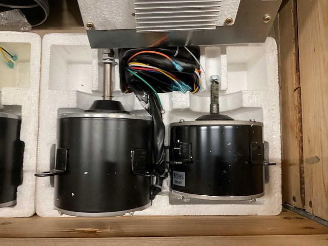 Partij installatiemateriaal - afbeelding 7 van  9