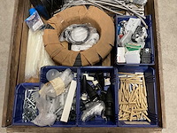 Partij installatiemateriaal - afbeelding 3 van  10