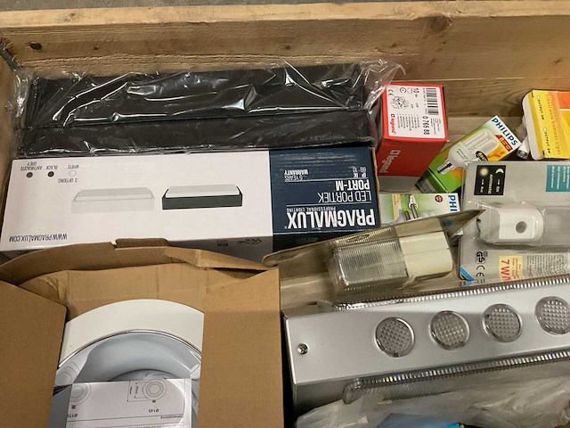 Partij installatiemateriaal - afbeelding 7 van  8