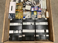 Partij installatiemateriaal - afbeelding 2 van  3