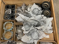 Partij installatiemateriaal - afbeelding 3 van  4