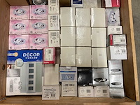 Partij installatiemateriaal - afbeelding 2 van  3