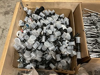 Partij installatiemateriaal - afbeelding 4 van  7