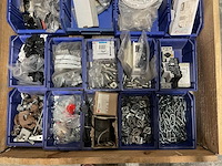 Partij installatiemateriaal - afbeelding 2 van  3