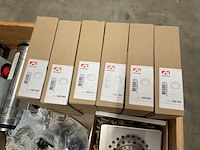 Partij installatiemateriaal - afbeelding 5 van  8