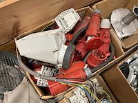 Partij installatiemateriaal - afbeelding 4 van  7