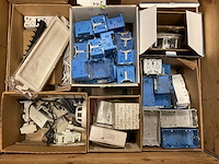 Partij installatiemateriaal - afbeelding 2 van  5