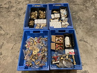 Partij installatiemateriaal - afbeelding 1 van  6