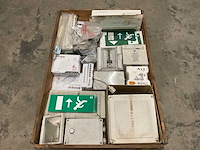 Partij installatiemateriaal - afbeelding 1 van  8